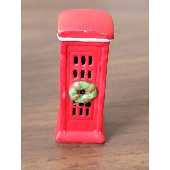 Ceramic red telephone booth wreath Xmas Decor figure - Picture 1 of 4
